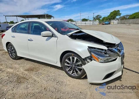 2017 Nissan Altima 2.5 Sl из США, поврежденный, VIN 1N4AL3AP7HC172762